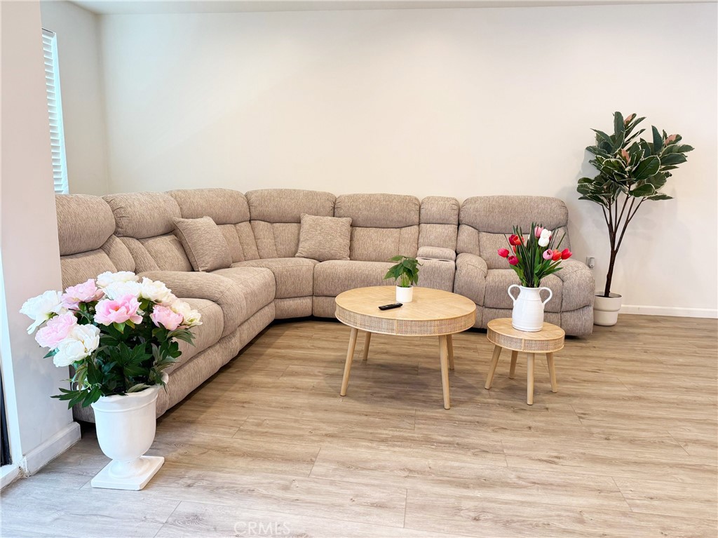 Downtown (DT) - Residential Lease