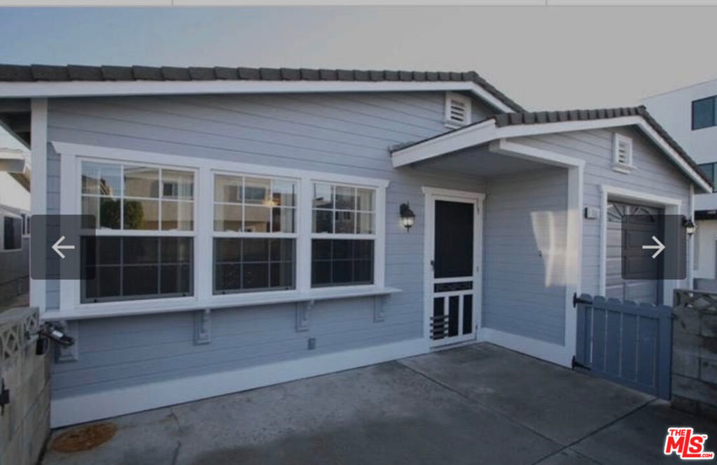 112 Santa Monica Avenue