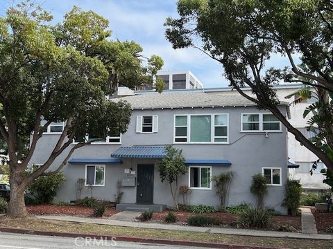 Photo of 1916-1930 Arizona AVE, Santa Monica, CA 90404 (MLS # SR26111032)