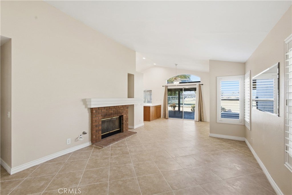 27912 Palm Villa