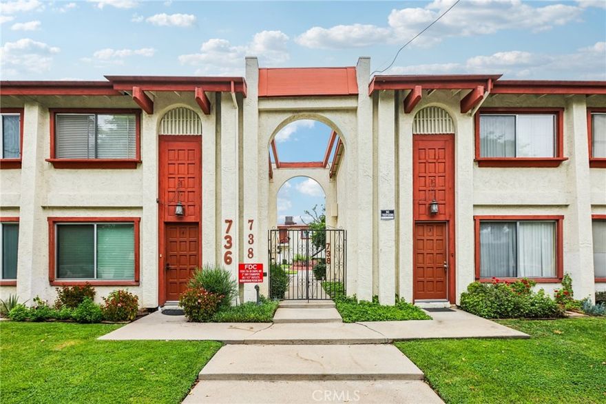 Great opportunity to own a 1-bedroom, 1-bath condo offering 588 sq ft of comfortable living space in the heart of Alhambra. Perfect for investors or first-time buyers, this charming unit is situated in a convenient location close to dining, shopping, and commuter routes.



Tenant-occupied—showings are drive-by only and all offers are subject to interior inspection.