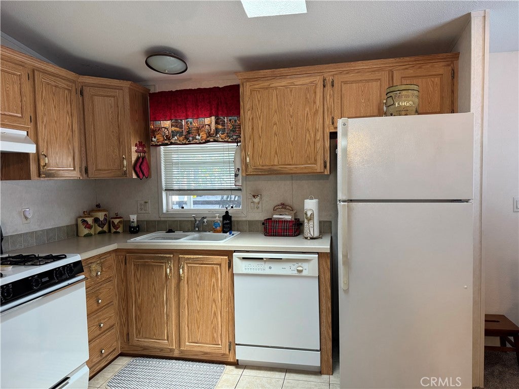 17261 Gothard 5