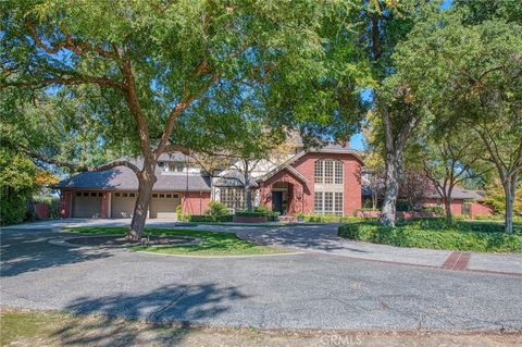 Photo of 2020 W Alluvial Ave, Fresno, CA 93711 (MLS # FR25251031)