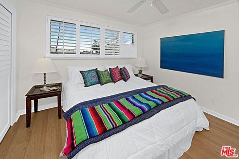 Tiny photo for 852 15th Street #6, Santa Monica, CA 90403 (MLS # 26654867)