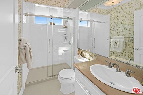 Tiny photo for 852 15th Street #6, Santa Monica, CA 90403 (MLS # 26654867)