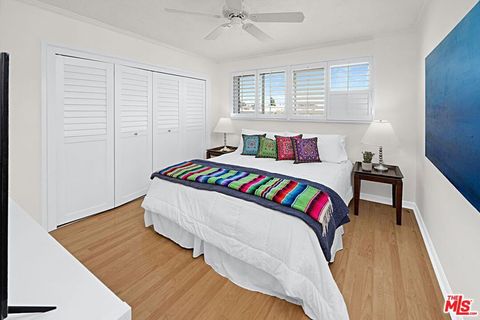 Tiny photo for 852 15th Street #6, Santa Monica, CA 90403 (MLS # 26654867)