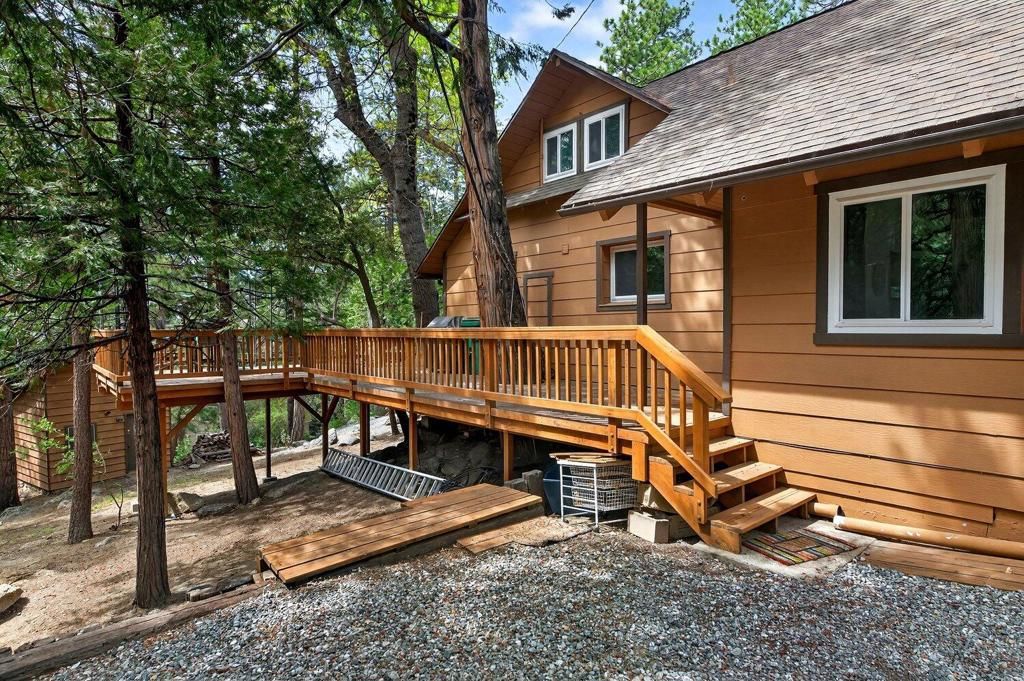 Photo of 52230 Sylvan Way, Idyllwild, CA 92549 (MLS # 219146161DA)
