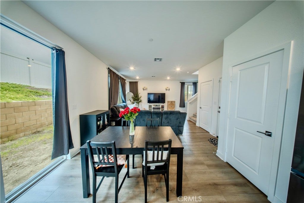 364 Castaic Way
