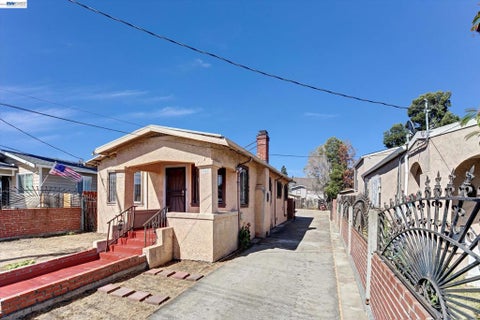 Photo of 7000 Weld ST, Oakland, CA 94621 (MLS # 41142447)