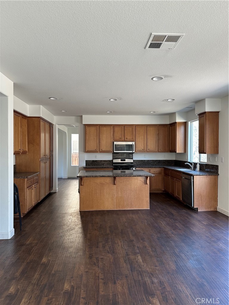 Properties 4 29794 Winter Hawk