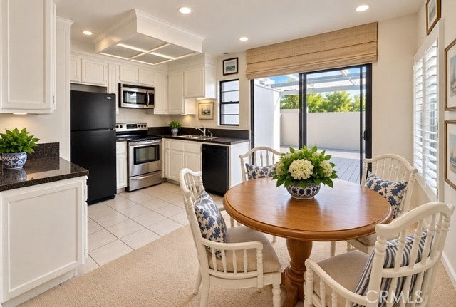 107 Harbor Woods