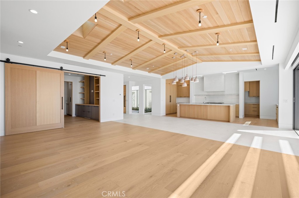 Cameo Highlands (CAMH) - Residential Lease