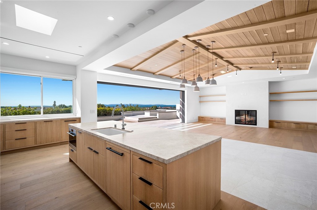 Cameo Highlands (CAMH) - Residential Lease