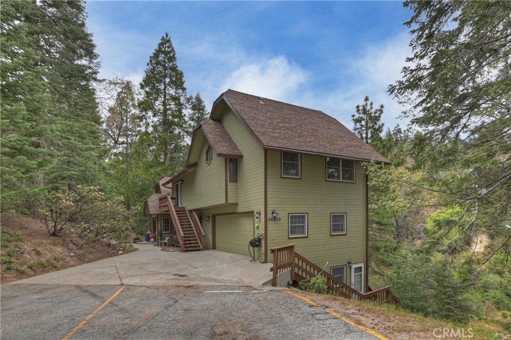 26349 Walnut Hills Drive