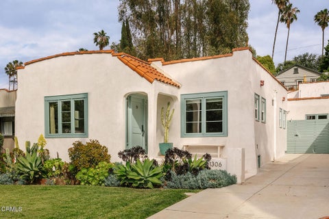 Photo of 1306 N Coronado Street, Los Angeles, CA 90026 (MLS # P1-27287)