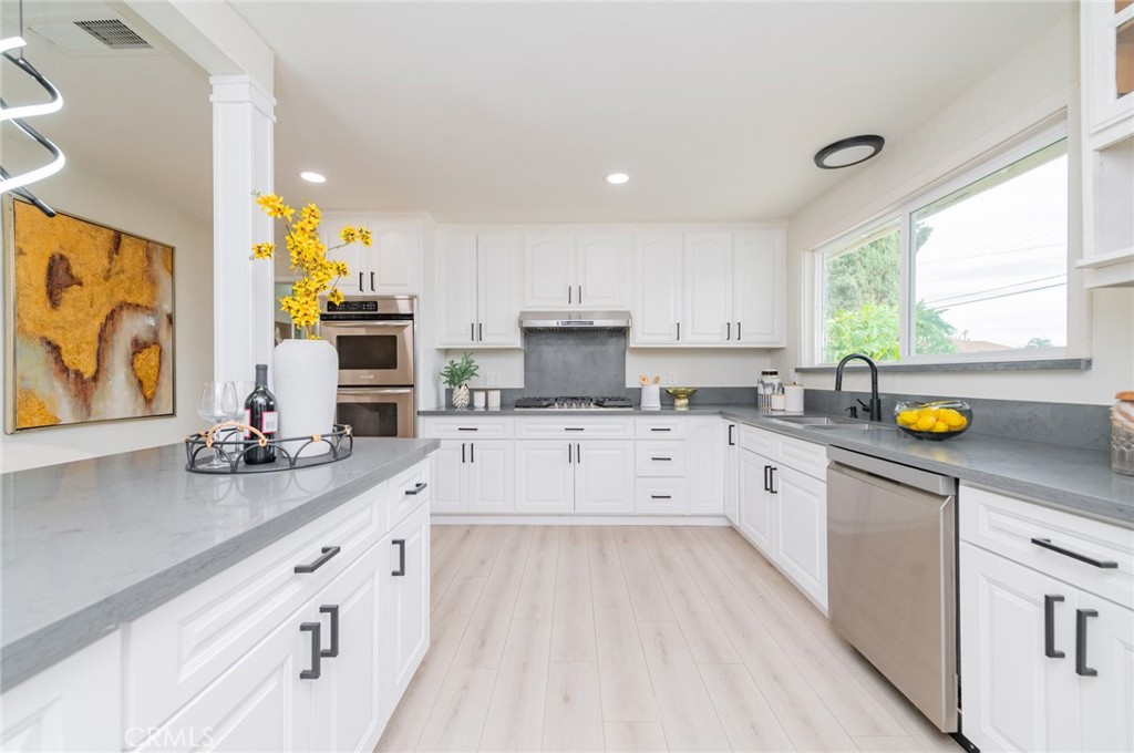 1334 S Glendora Avenue