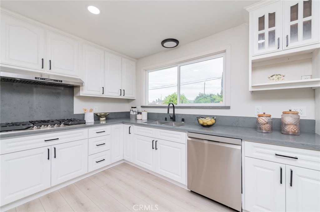 1334 S Glendora Avenue