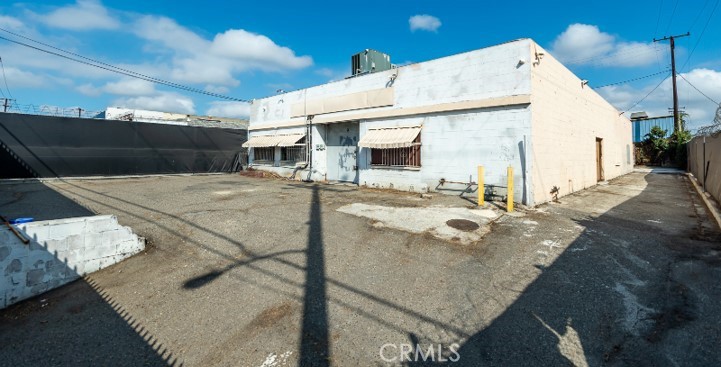 515 E Rosecrans