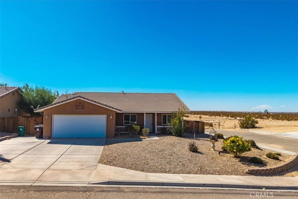 5128 SPLIT ROCK AVE, TWENTYNINE PALMS, CA 92277 - Image ed7a7b562edc730b21dd1e4e34d0577f/1129548202