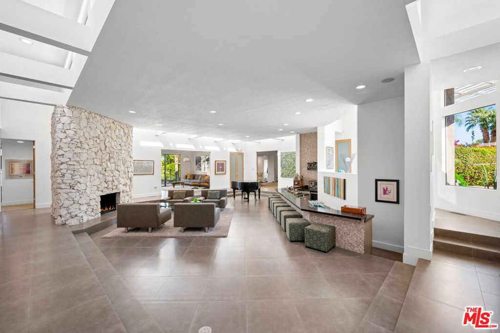 Indian Canyons - Residential