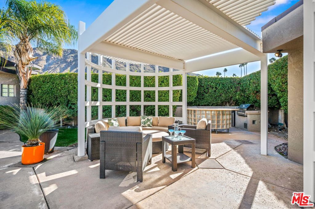 Indian Canyons - Residential