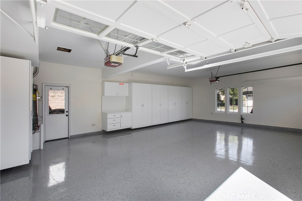 Pointe (NRPT) - Residential Lease