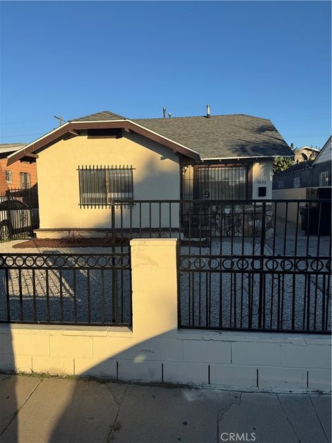 Photo of 5830 4th, Los Angeles, CA 90043 (MLS # SB25275139)