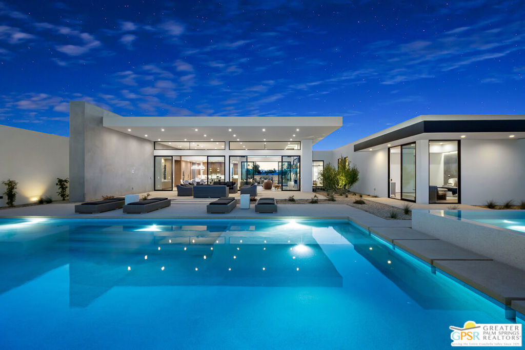 3 Wren Court