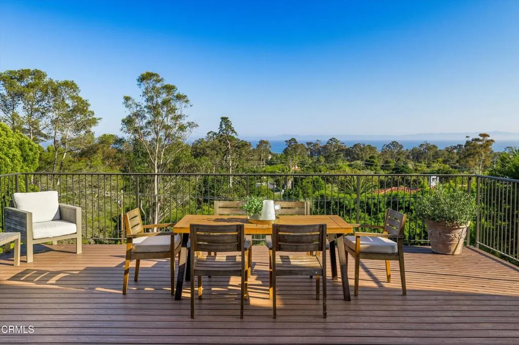 Montecito, California 93108, United States, 4 Bedrooms Bedrooms, ,4 BathroomsBathrooms,Residential,Active,247476