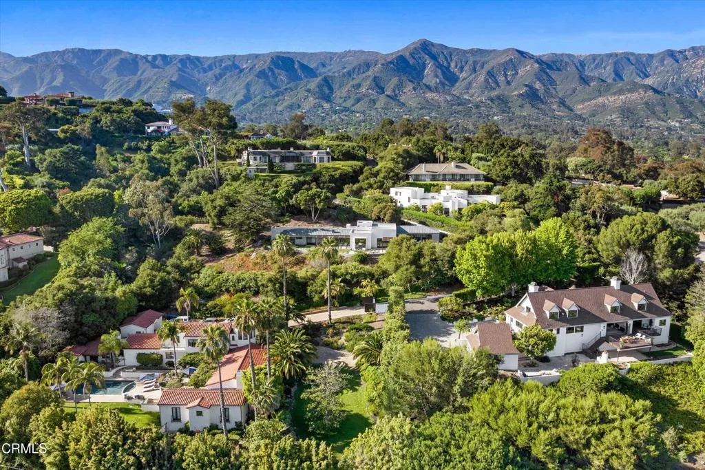 Montecito, California 93108, United States, 4 Bedrooms Bedrooms, ,4 BathroomsBathrooms,Residential,Active,247476