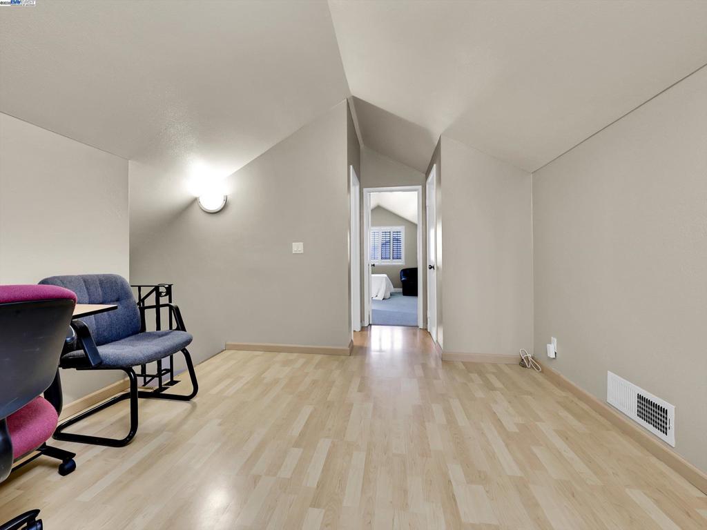 ALVARADO - Residential