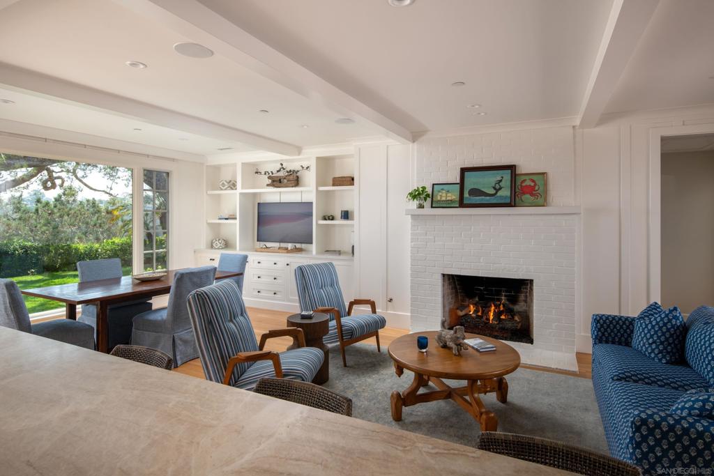 Del Mar - Residential