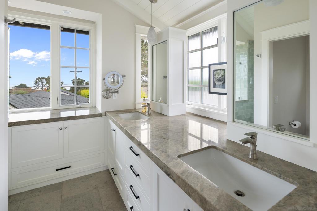 Del Mar - Residential