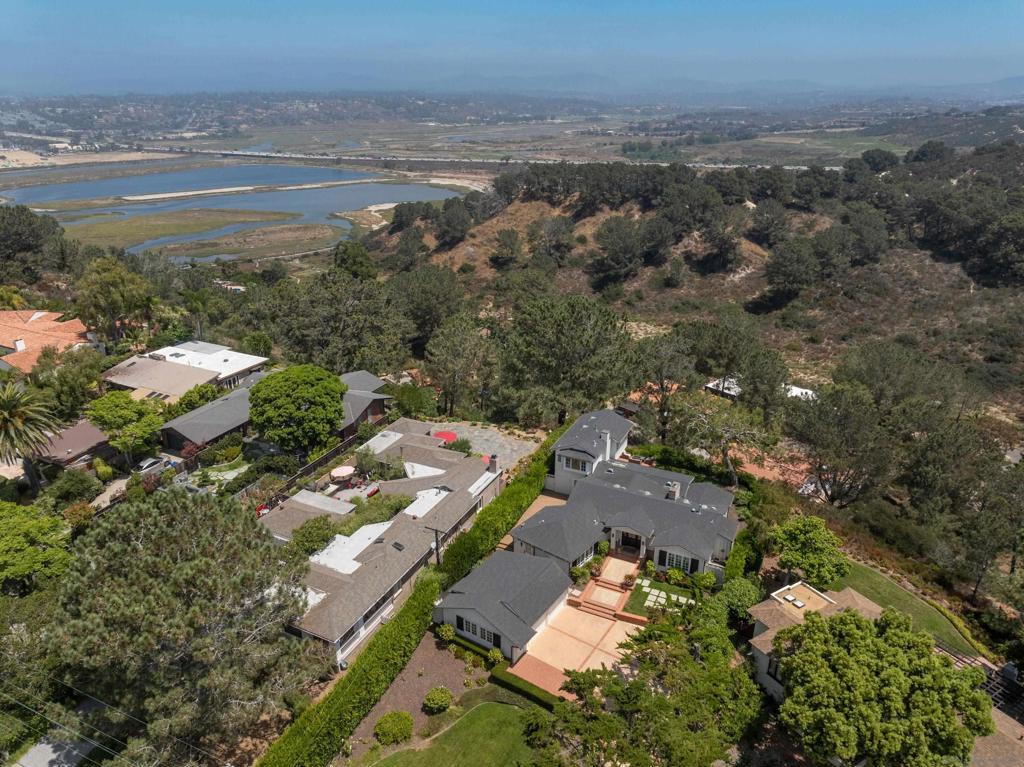 Del Mar - Residential