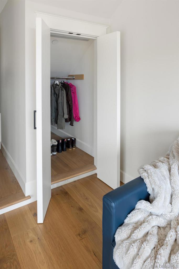 Del Mar - Residential