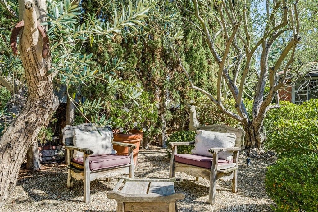 Photo of 724 Poppy Avenue, Corona Del Mar, CA 92625 (MLS # NP26034031)