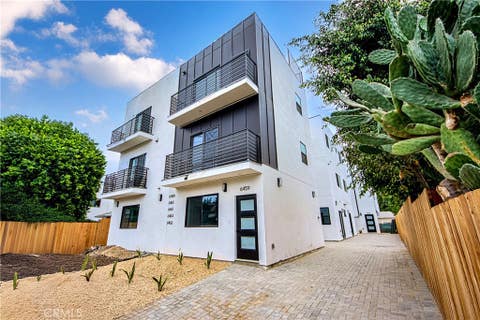 Photo of 6461 Woodley AVE, Los Angeles, CA 91406 (MLS # BB26186232)