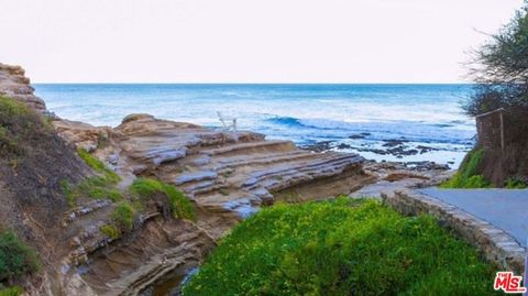 Photo of 29239 Heathercliff Road #12, Malibu, CA 90265 (MLS # 26646209)