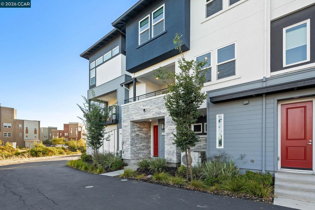 5400 Central Pkwy E