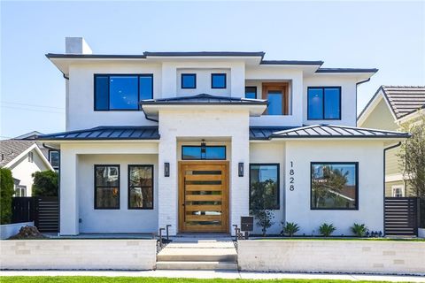 1828 Pine Street Huntington Beach CA 92648