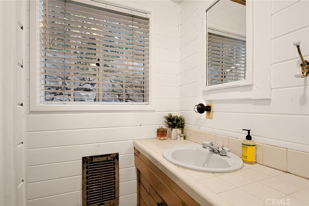 Arrowhead Woods (AWHW) - Residential