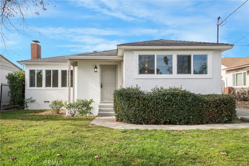 7435 7437 Balcom Avenue