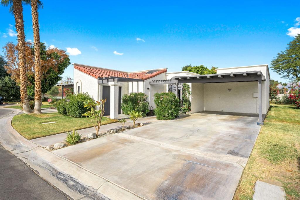 Bayside Condos - Residential