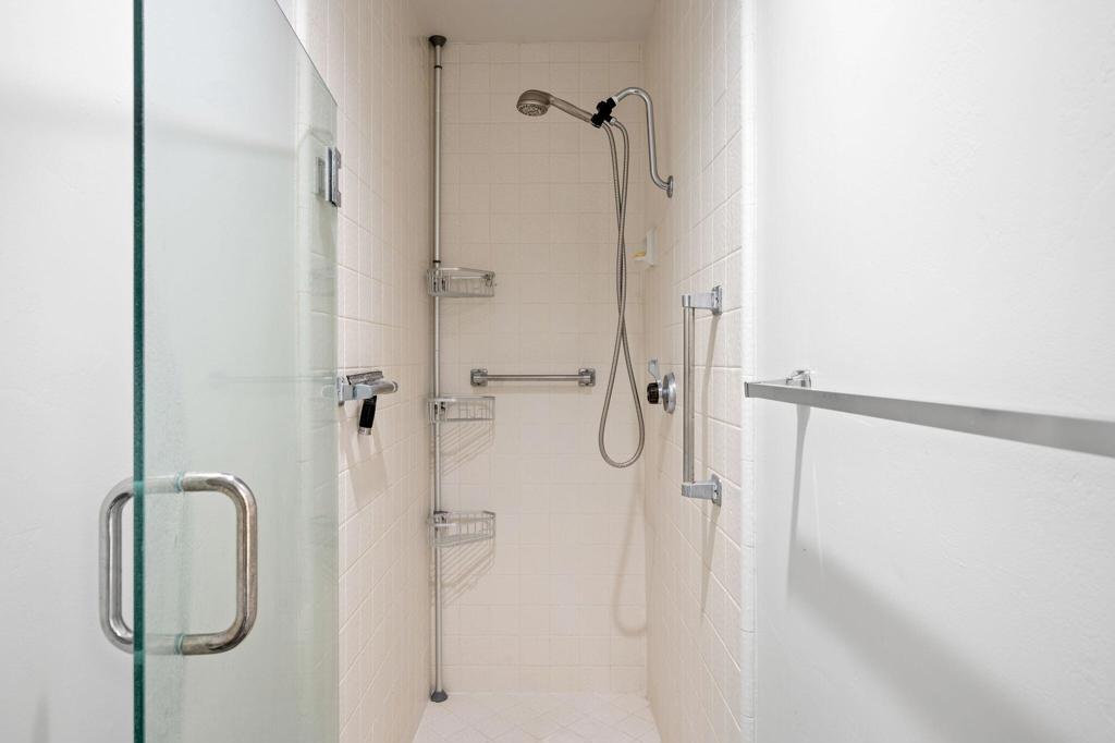 Bayside Condos - Residential