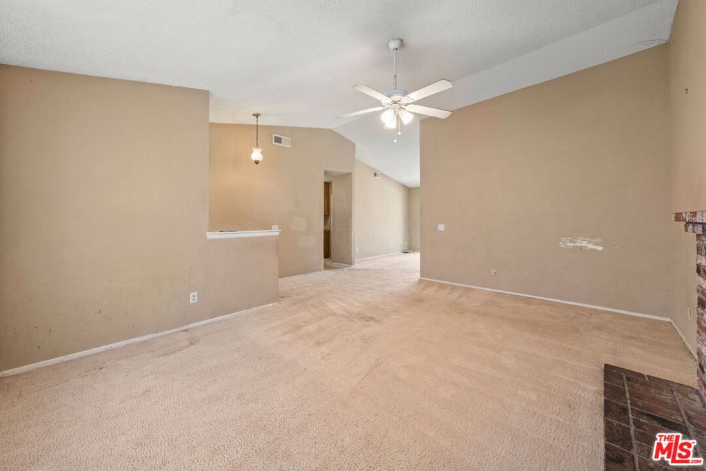 43907 San Francisco Avenue