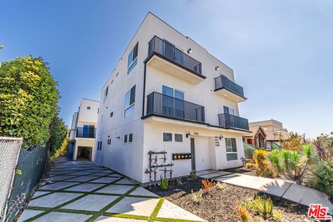 Photo of 5436 Romaine Street, Los Angeles, CA 90038 (MLS # 25578783) Photo of 5436 Romaine Street, Los Angeles, CA 90038 (MLS # 25578783)