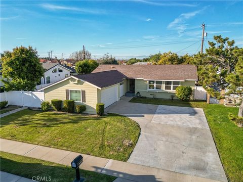 Photo of 2870 W Monroe Ave, Anaheim, CA 92801 (MLS # RS26048087)