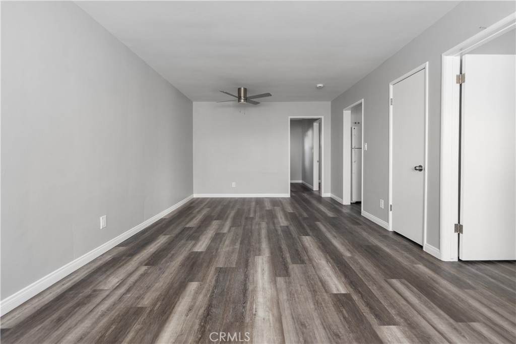 Walk to Beach - Residential Lease