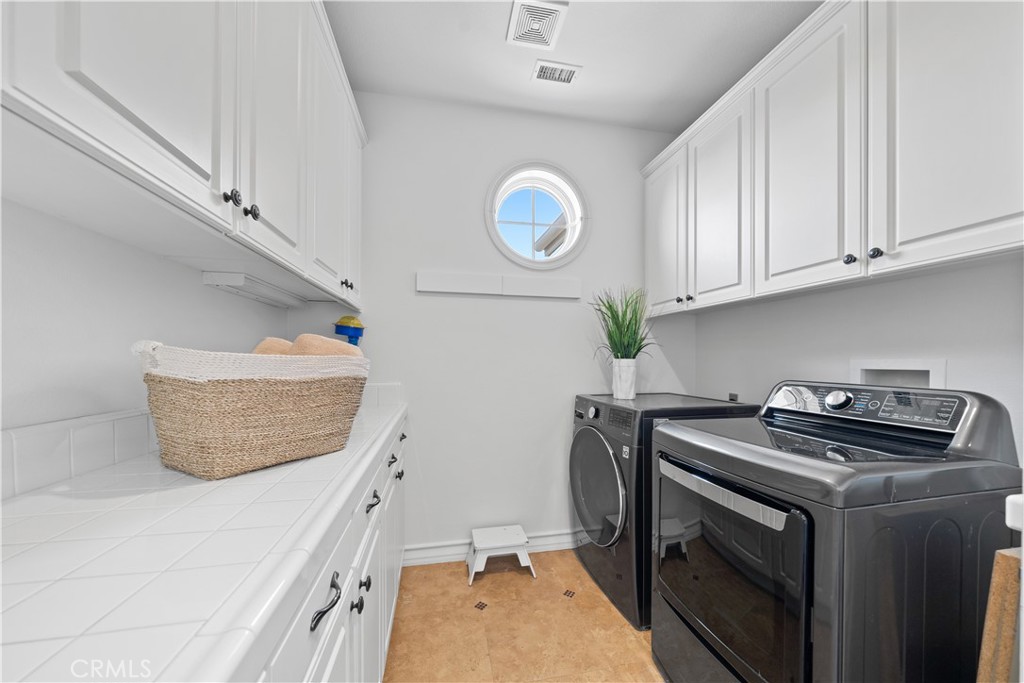 Nellie Gail (NG) - Residential