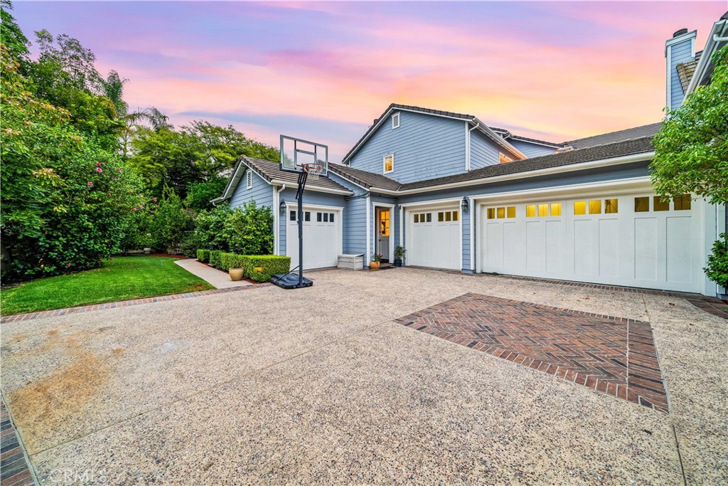 Nellie Gail (NG) - Residential